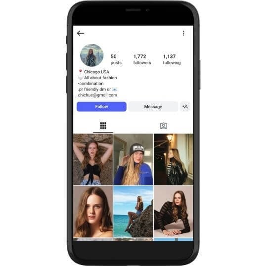 ****eline.joness (1.7k followers)