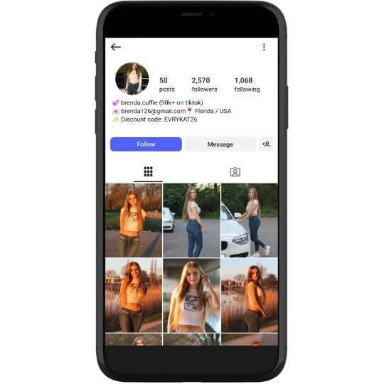 ****da.cuffie (2.5k followers)