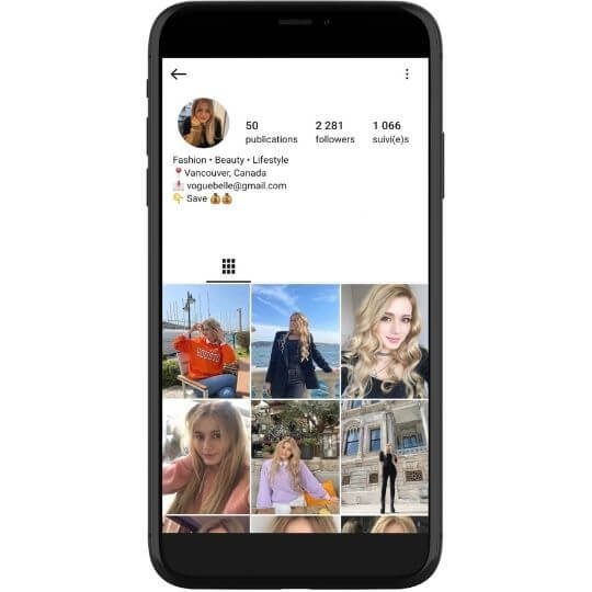 ****lotte.waterfield (2.2k followers)