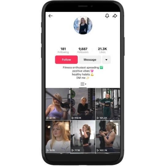 ****fashion (9.8k followers)