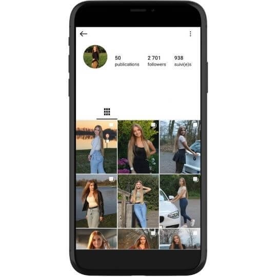 ****taeny.brown (2.7k followers)